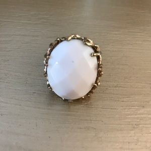 Kendra Scott gold and white stone ring
